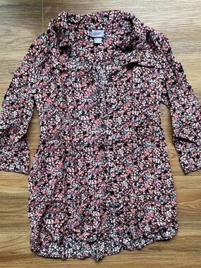 Floral Button-Front Maternity Blouse